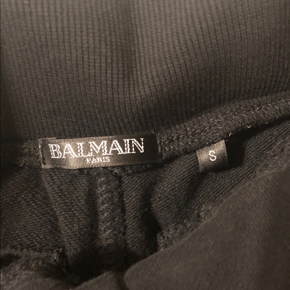 Balmain women Black Joggers with Gold Logo Script
Like New - Picture 2 of 10